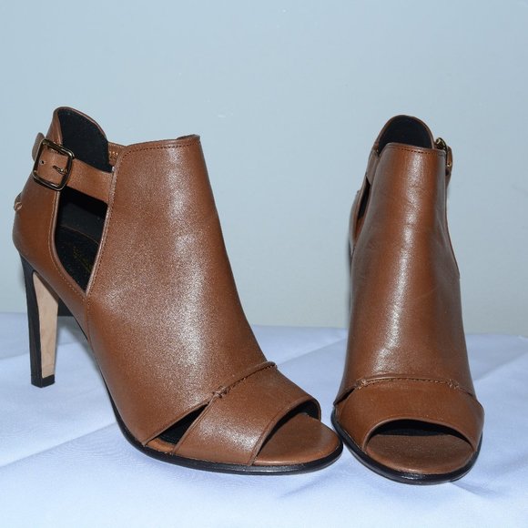 Coach Shoes - Picture 1 of 5